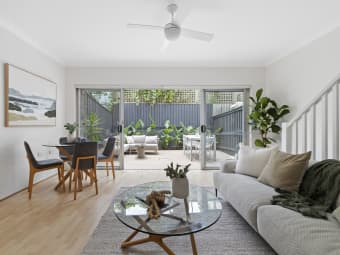 3/15 Wood Street