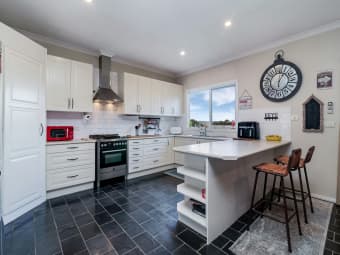 740 Spur Road, Clonbinane, VIC, 3658