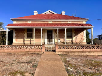 19 Pine Street, Peterborough, SA, 5422