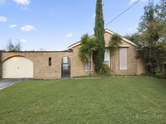 5 Redington Dr
