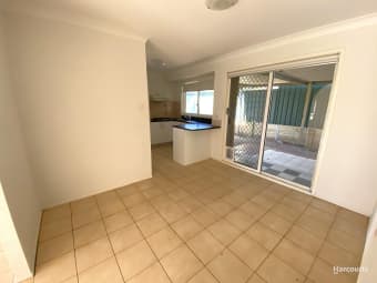 14 Hamlet Crescent, Rosemeadow, NSW, 2560