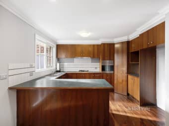 2/13 Kincumber Drive, Croydon, VIC, 3136