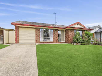 70 Porpoise Crescent