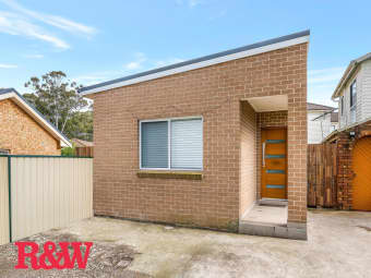3a Leura Close, Bossley Park, NSW, 2176