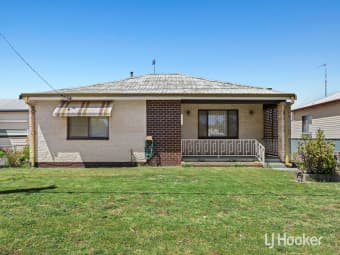 21 Newell Street, Harvey, WA, 6220
