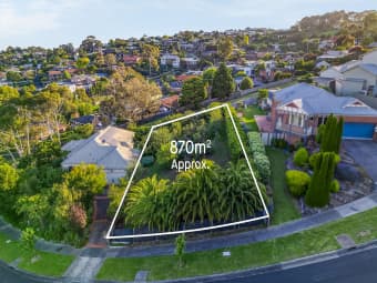 2 Pinnacle Close, Highton, VIC, 3216