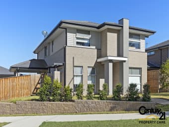 73 Cathedral Ave