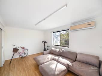 8 Gover St, Peakhurst, NSW, 2210