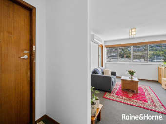 1/1 Beach Road, Kingston Beach, TAS, 7050