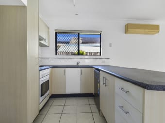 9 Kinross Court, Caloundra West, QLD, 4551