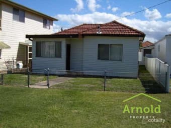 23 Newcastle Street, Stockton, NSW, 2295
