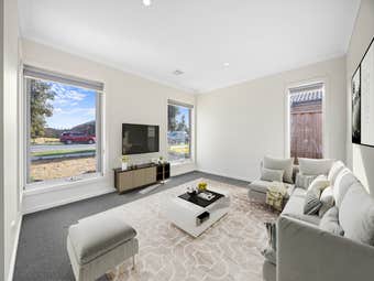 25 Sundance Boulevard, Winter Valley, VIC, 3358