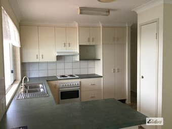 6 Bauer St, Gatton, QLD, 4343