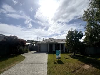 2b Sapphire Place, Pimpama, QLD, 4209