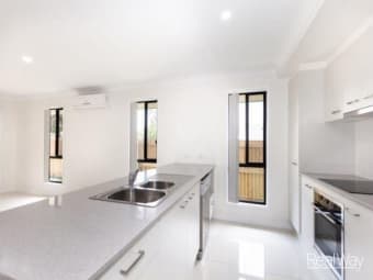 25 Wright Crescent, Flinders View, QLD, 4305