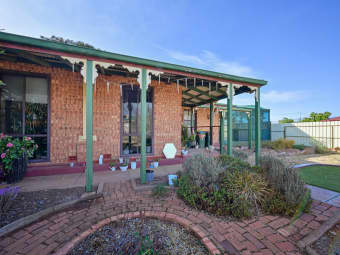 24 Patten St, Whyalla Stuart, SA, 5608