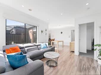 15 Nesting Vis, Craigieburn, VIC, 3064