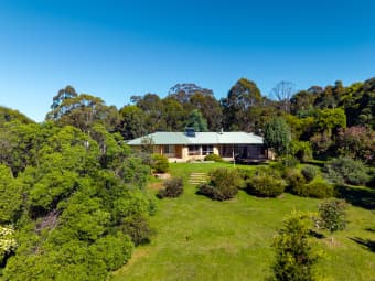 24 THORNHILL Cl, Black Range, NSW, 2550