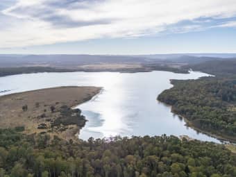 1 & 2/172 Woodwards Bay Road, Bradys Lake, TAS, 7140