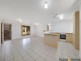 1/22 Beak Street, New Auckland, QLD, 4680