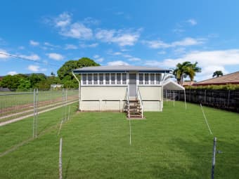 23 Lowth St, Rosslea, QLD, 4812