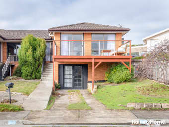 2/6 Flowerpot Crescent, Blackmans Bay, TAS, 7052