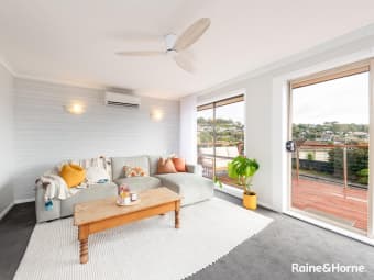 2/6 Flowerpot Crescent, Blackmans Bay, TAS, 7052