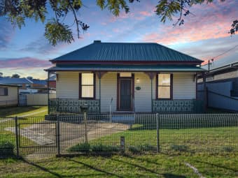 105 Nasmyth Street, Young, NSW, 2594