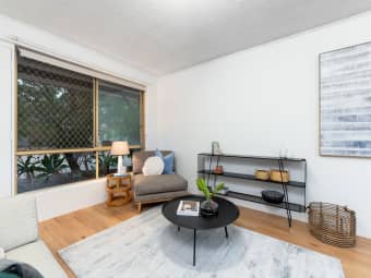 2/17 Cayley Street, Glendalough, WA, 6016