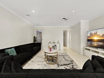 17 Shaftesbury Drive, Epping, VIC, 3076
