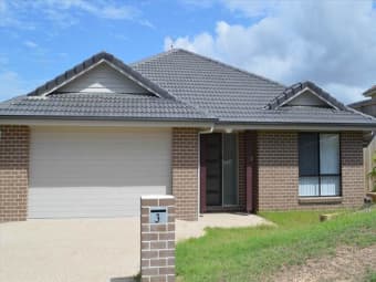 3 Dampier Ct, Glen Eden, QLD, 4680