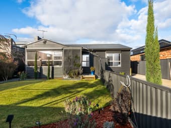 1/7 Ashbourne Street, Herne Hill, VIC, 3218