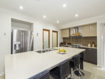 33 Lakeside Parade, Jordan Springs, NSW, 2747