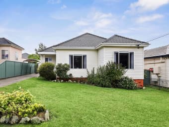7 Taloma Street, Picnic Point, NSW, 2213