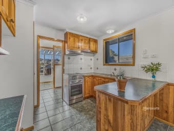 9 South Road, Penguin, TAS, 7316
