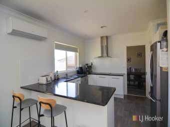 2 Kirby Ave, Bowenfels, NSW, 2790