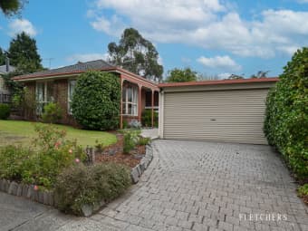 17 Tarwin Drive, Croydon Hills, VIC, 3136