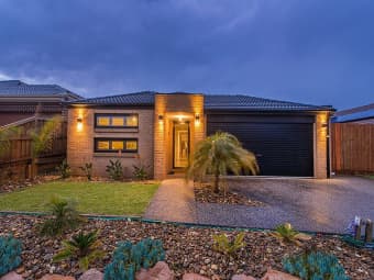 36 Flash Dan Dr, Cranbourne East, VIC, 3977