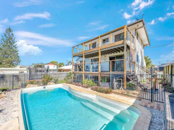 11 Bluewater Drive, Elliott Heads, QLD, 4670