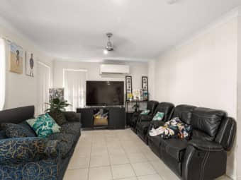 1/46 Henderson St, Redbank, QLD, 4301