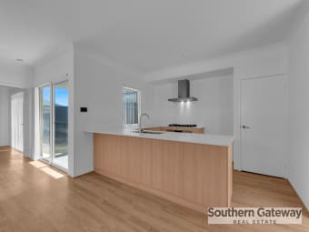 24 Gleam Street, Wellard, WA, 6170