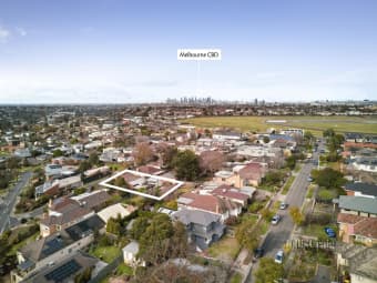 21 Esmale Street, Strathmore, VIC, 3041