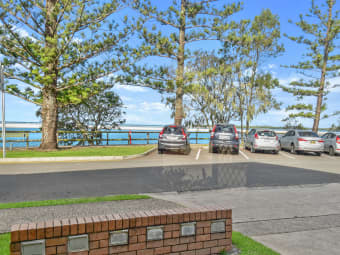 4/83 Esplanade, Golden Beach, QLD, 4551