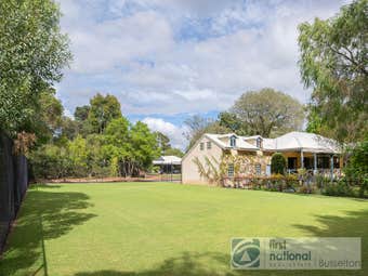 10 Kalgaritch Avenue, West Busselton, WA, 6280