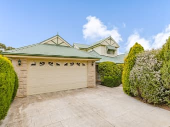 11 Cairns Dr, Darley, VIC, 3340