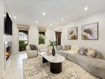 16 Mannering Drive, Glen Waverley, VIC, 3150