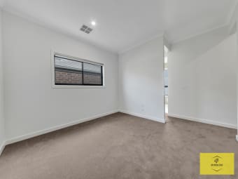 10 Rumex Street, Deanside, VIC, 3336