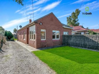 8 Lawrence Avenue, Woodville South, SA, 5011