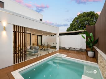 12 Orwell Street, Camp Hill, QLD, 4152