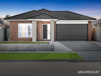 17 Raspberry Way, Kurunjang, VIC, 3337